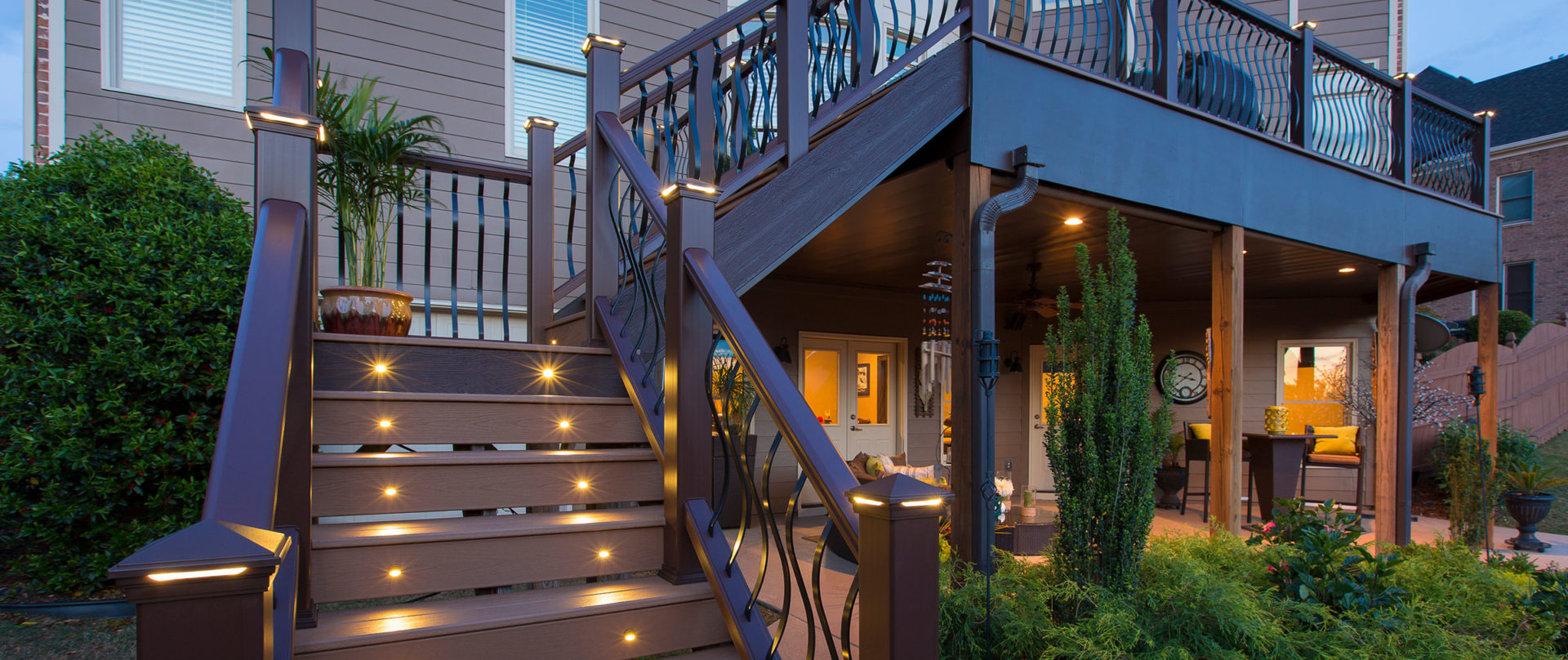 outdoor stairs to deck