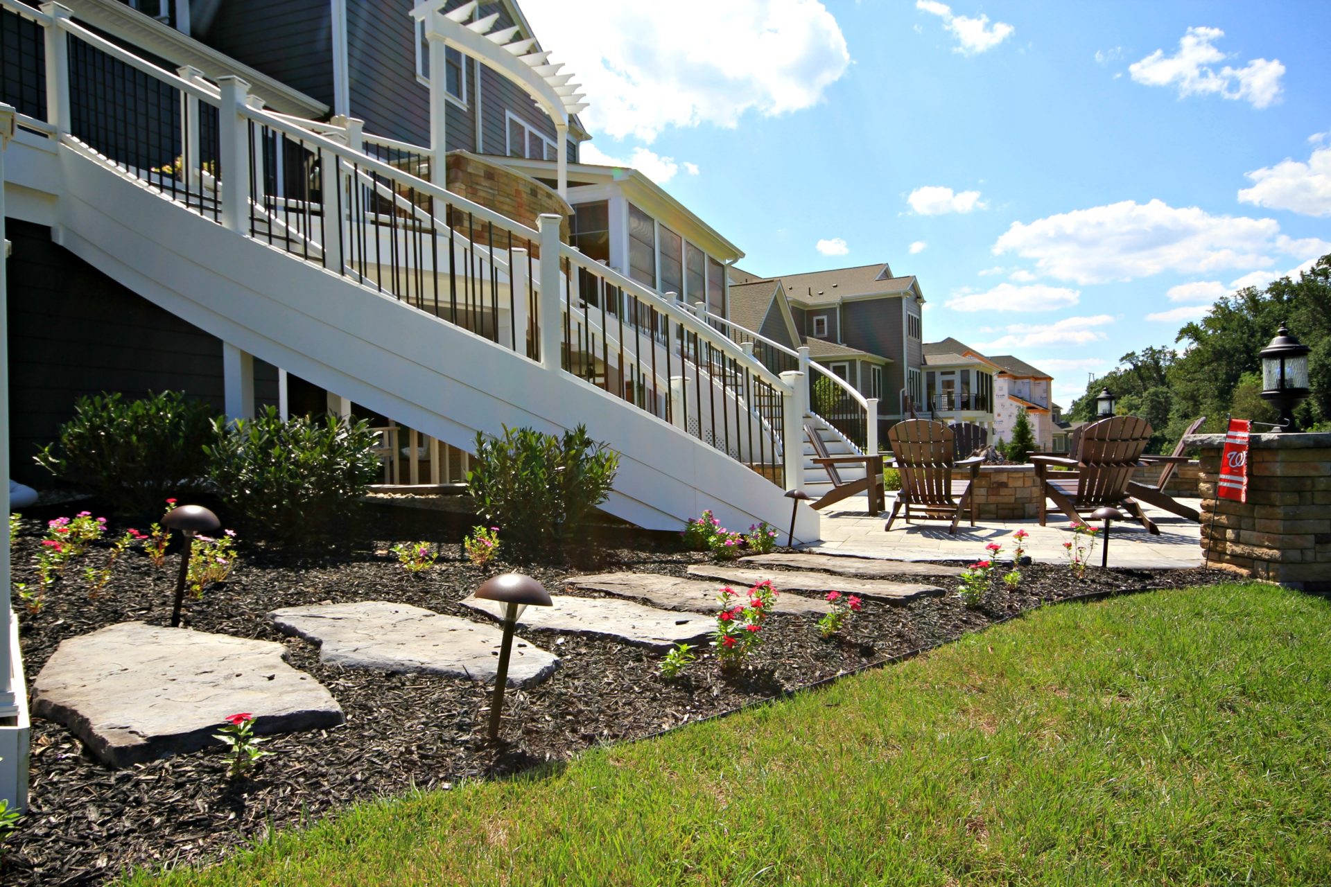 10 Under Deck Landscaping Ideas Trex, Landscaping Around Deck And Patio