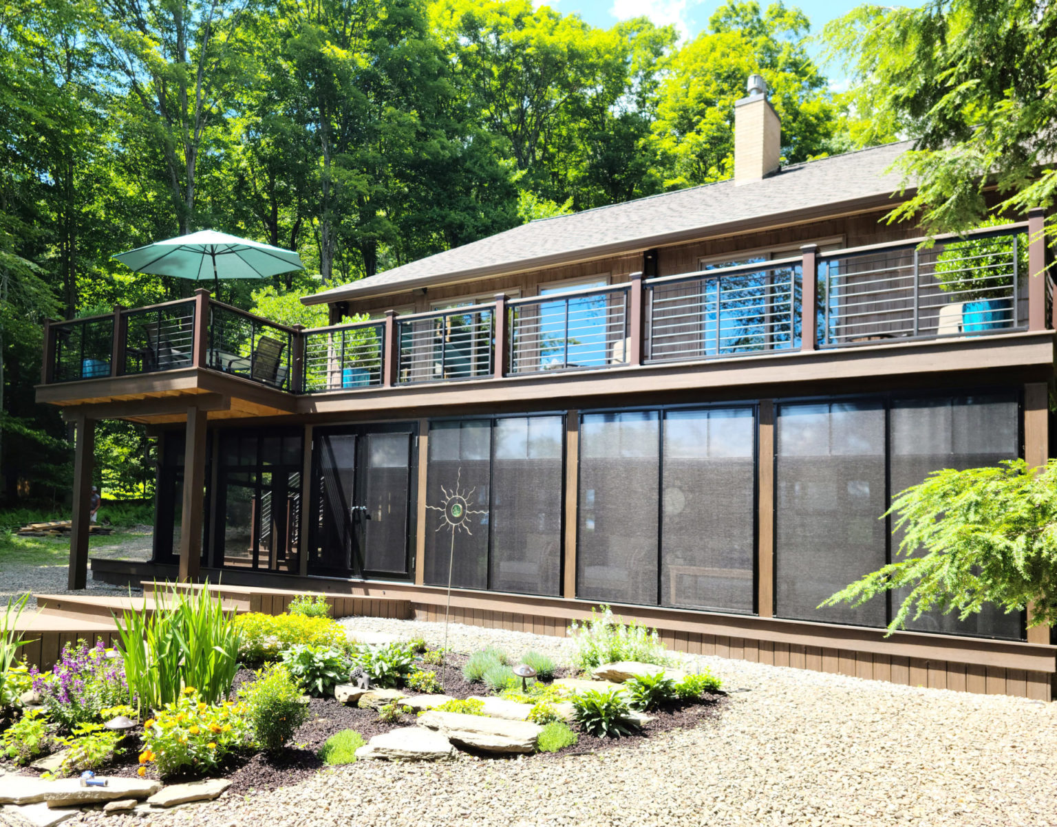 can-you-put-a-screened-in-porch-under-a-deck-trex-rainescape